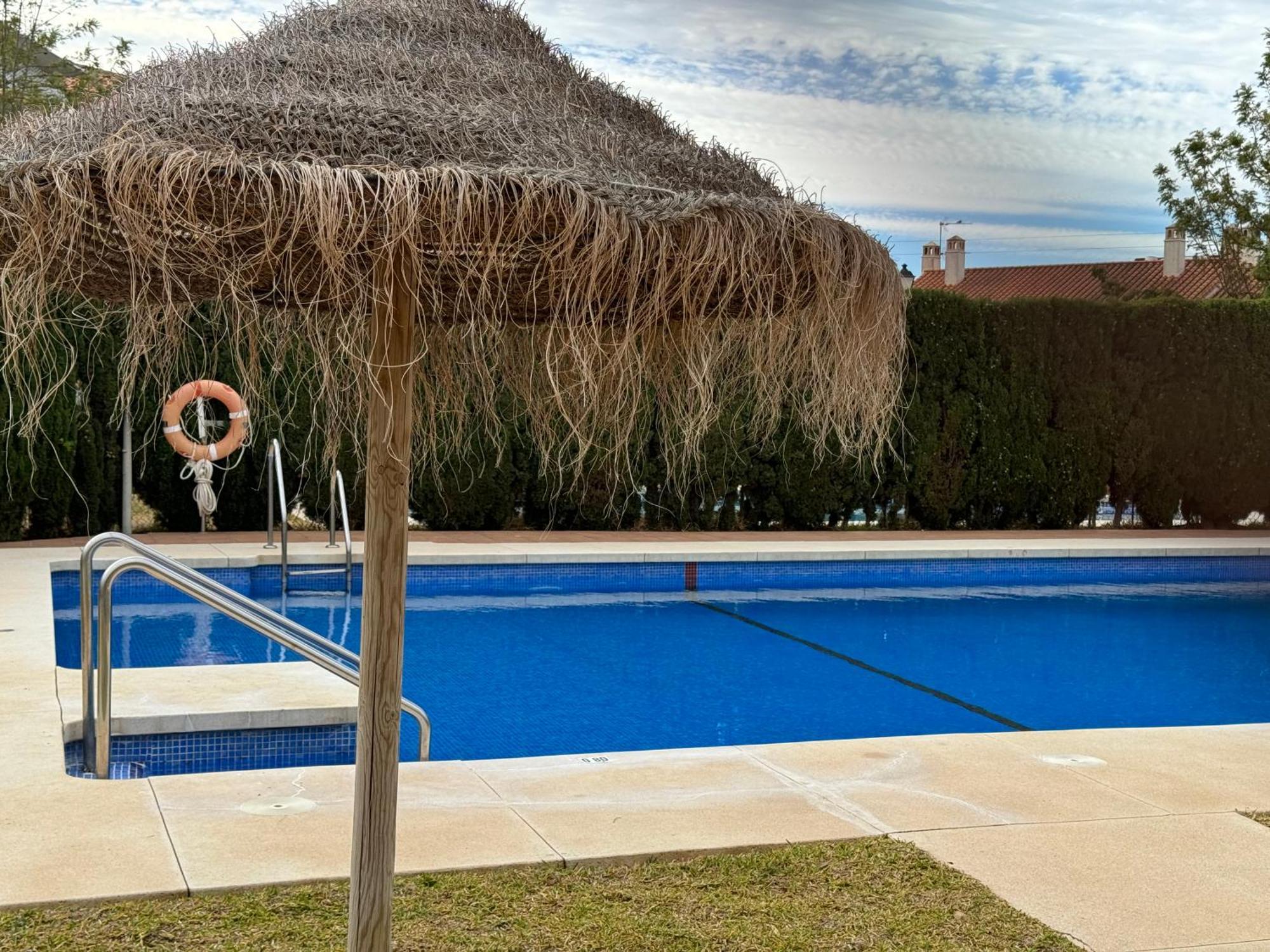 El Atico Con Vistas Al Mediterraneo Parking Y Piscina 6P Rincon de la Victoria Exterior photo